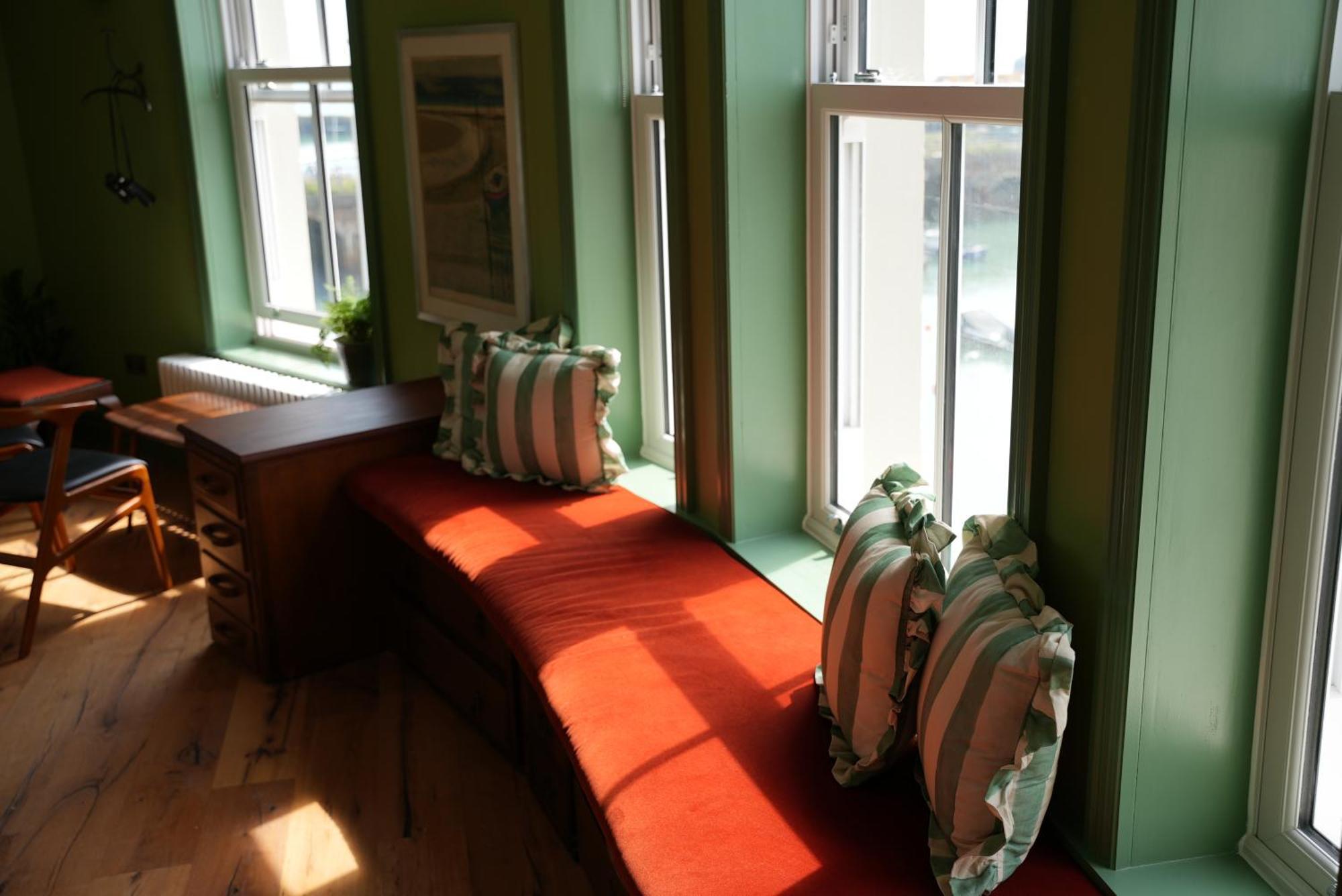 The London & Paris Hotel フォークストン エクステリア 写真