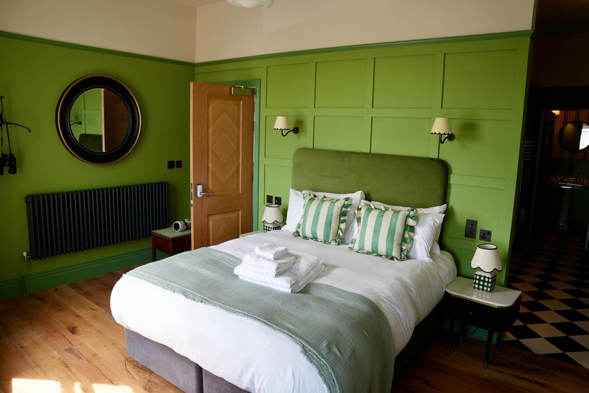 The London & Paris Hotel フォークストン エクステリア 写真